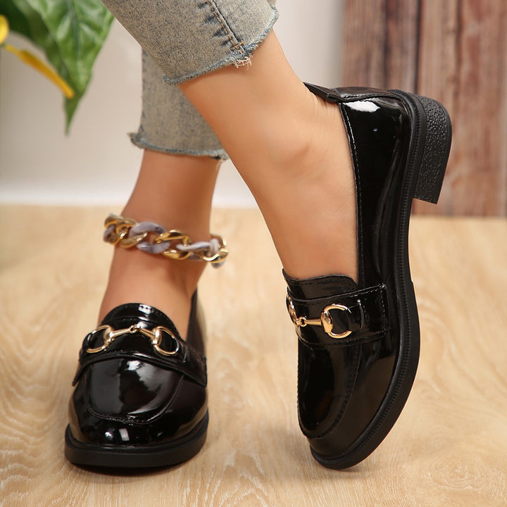 Damen Lackleder-Plateau-Loafer mit goldener Horsebit-Detail und niedrigem Blockabsatz Echo Archiv