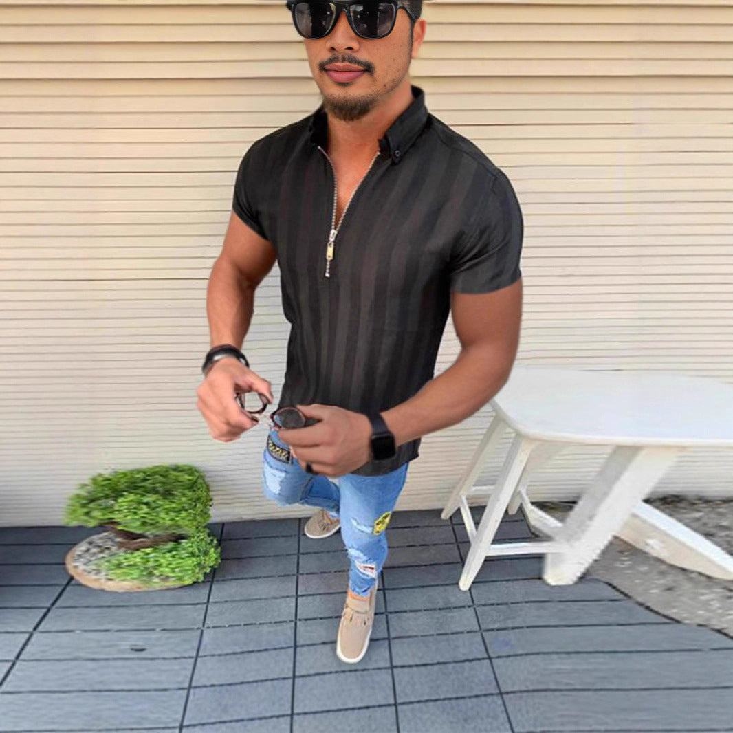Herren Kurzarmhemd mit modernen Streifen und eleganter Reißverschlussöffnung Echoarchiv