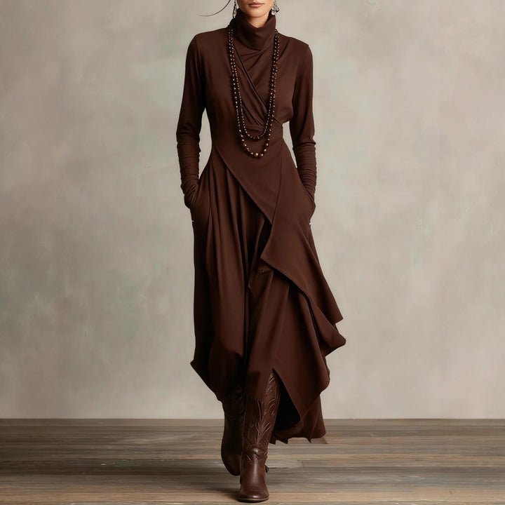 Damen Elegantes Maxikleid mit drapiertem Oberteil und asymmetrischem Schnitt Echo Archiv
