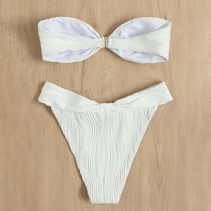 Damen Bandeau-Bikini mit stilvollem Rüschendetail und hohem Taillenschnitt Echo Archiv