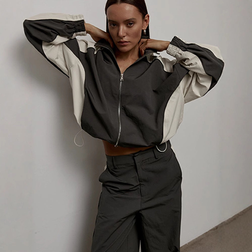 Damen nan sportive Oversize-Trackjacke mit hohem Stehkragen und Raglanärmeln Echo Archiv