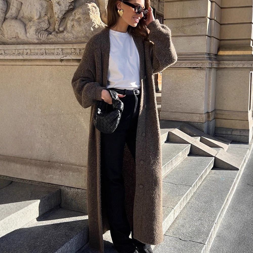 Damen Maxilanger Strickmantel in Mohairoptik mit verdeckter Knopfleiste und weiter Silhouette Echoarchiv