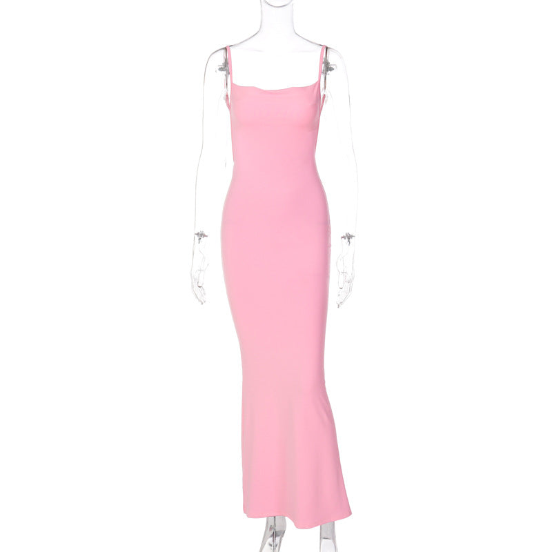 Damen Figurbetontes Langkleid mit schmalen Spaghetti-Trägern Echo Archiv