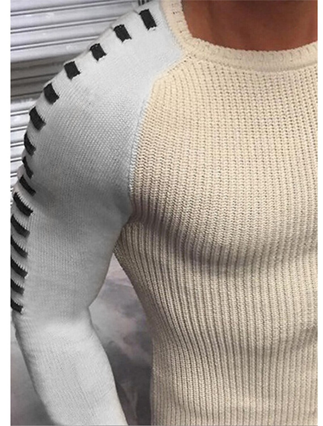 Herren stylischer Feinstrickpullover mit modischen Kontraststreifen Echoarchiv