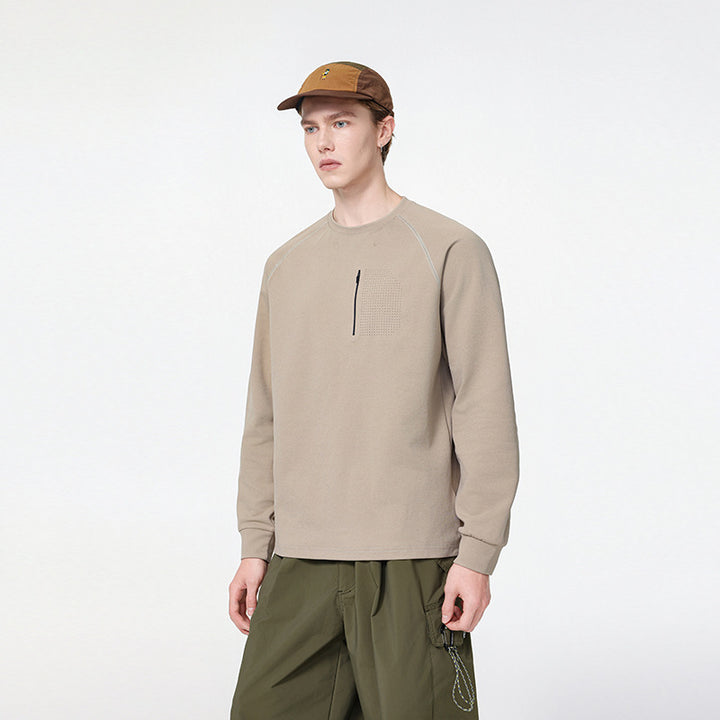 Herren Rundhals-Sweatshirt mit Brust-Reißverschluss, perforierter Utility-Blende und relaxter Passform Echo Archiv