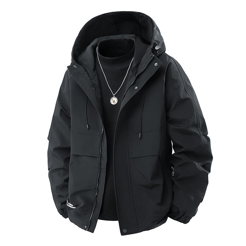 Herren Minimalistischer Tech-Softshell-Parka mit Kapuze, verdecktem Reißverschluss und Cargo-Brusttaschen Echo Archiv