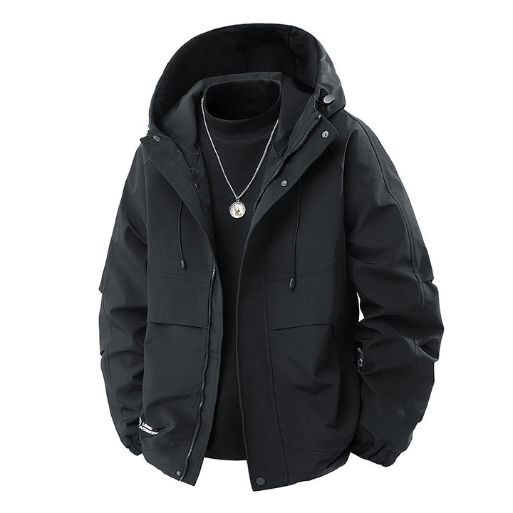 Herren Minimalistischer Tech-Softshell-Parka mit Kapuze, verdecktem Reißverschluss und Cargo-Brusttaschen Echo Archiv
