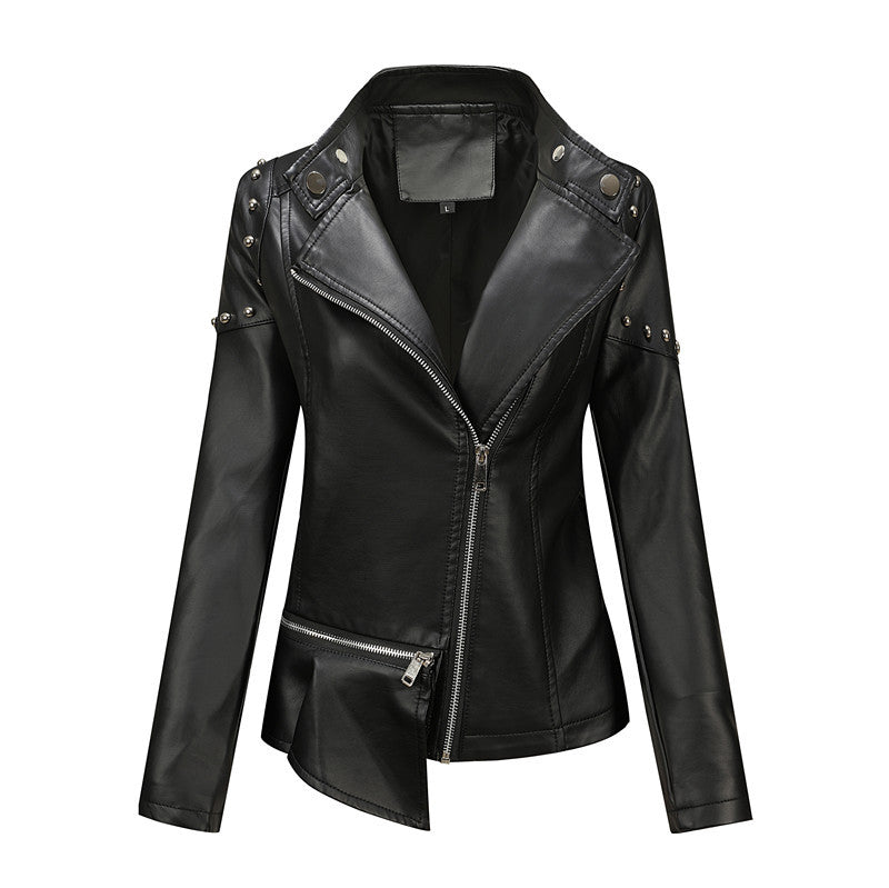 Damen Asymmetrische Bikerjacke aus Kunstleder mit Nietenbesatz und tailliertem Schnitt Echoarchiv