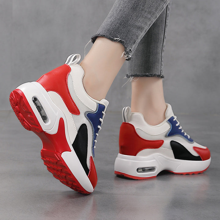 Damen nan dynamischer Retro-Sneaker mit sichtbarer Fersen-Dämpfung, strukturiertem Mesh-Obermaterial und Zuglasche Echo Archiv