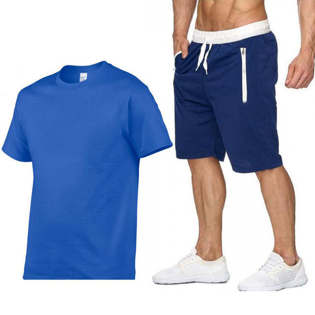 Herren sportliches T-Shirt und bequeme Shorts im lässigen Stil Echoarchiv