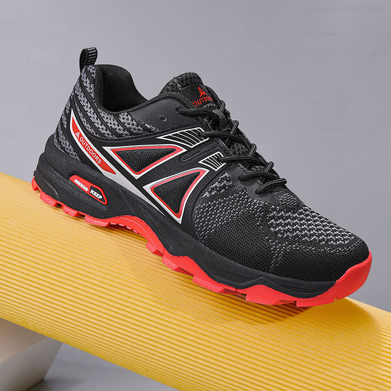 Herren robuster Trailrunning-Trekking-Sneaker mit griffiger Profilsohle und atmungsaktivem Strickoberteil – Tavélo