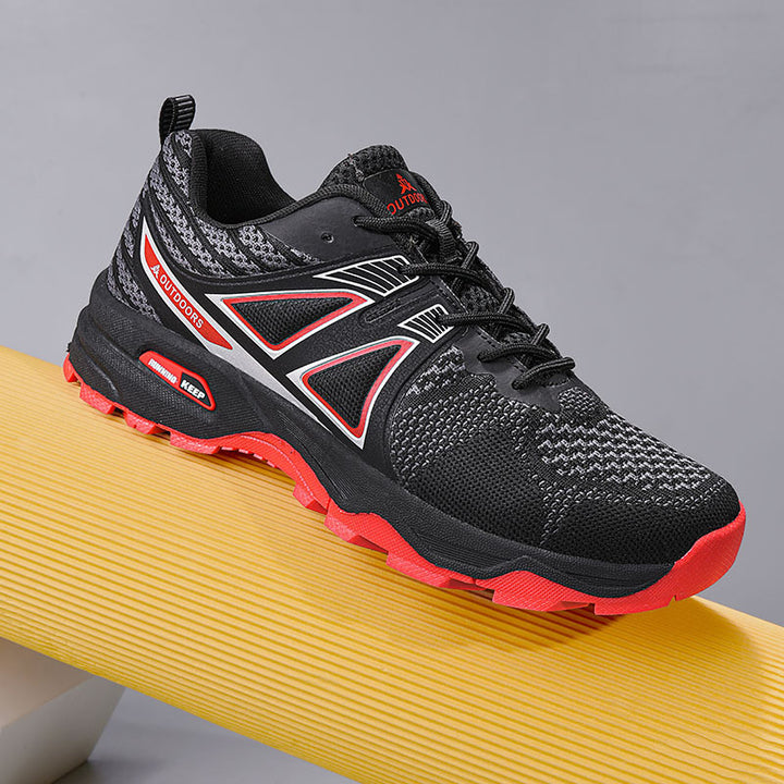 Herren robuster Trailrunning-Trekking-Sneaker mit griffiger Profilsohle und atmungsaktivem Strickoberteil – Tavélo