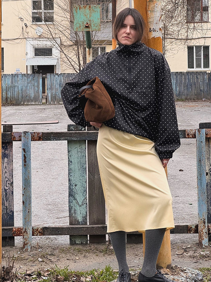 Damen Gepunkteter leichter Windbreaker-Anorak mit Stehkragen und halbem Reißverschluss Echoarchiv