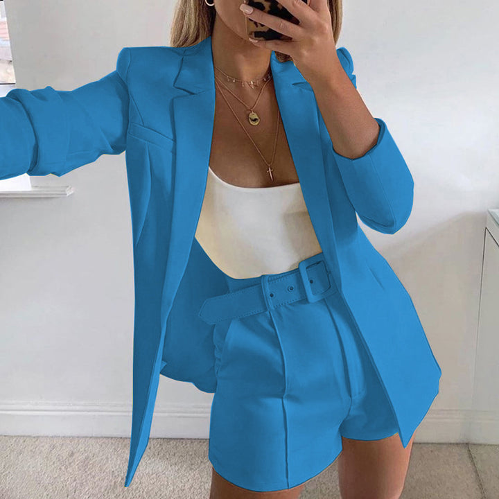 Damen Taillierter Longline-Blazer mit hochtaillierten Gürtelshorts-Set Echo Archiv