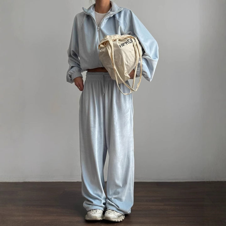 Damen lässiges Lounge-Zweiteiler Set mit Oversize Zipjacke und weitem Bundhose – Élanora