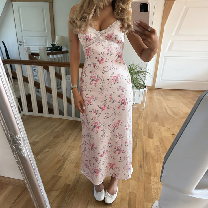 Damen Nachthemd mit floralem Design und zarten Spaghetti-Trägern Echo Archiv