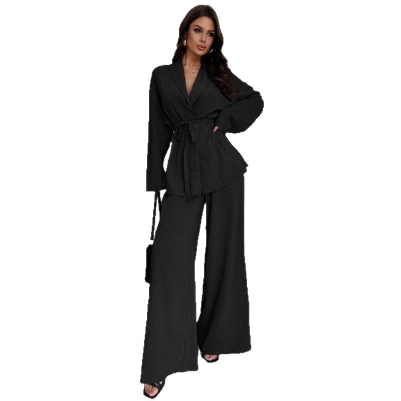 Damen Eleganter Wickel-Jumpsuit mit weitem Palazzo-Bein Echo Archiv