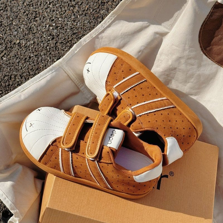 Damen Sneaker mit doppelt verstellbarem Klettverschluss und weichem Innenfutter Echo Archiv