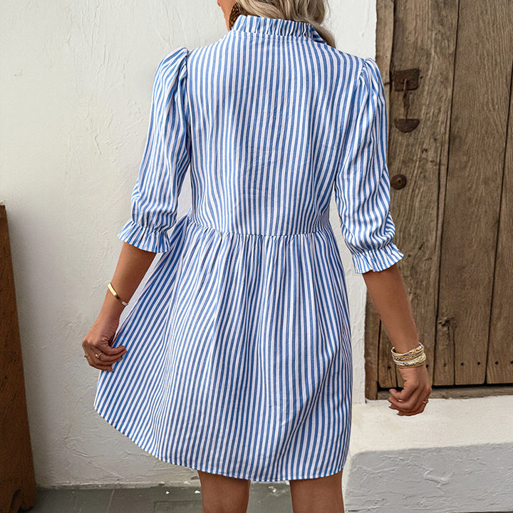 Damen Gestreiftes Leinen-Kurzkleid mit Rüschendetail – Élara