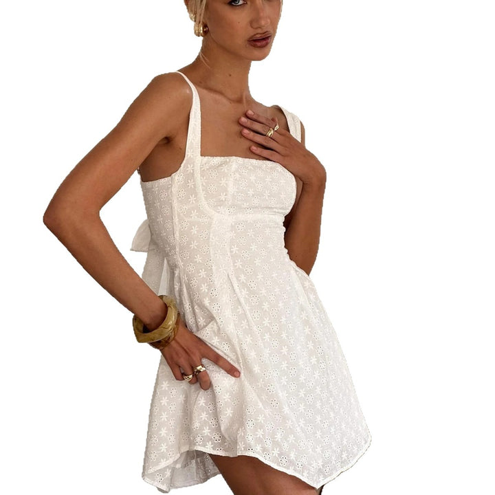 Damen Sommerliches Minikleid mit zauberhaftem Blütenmuster und verstellbaren Trägern Echo Archiv