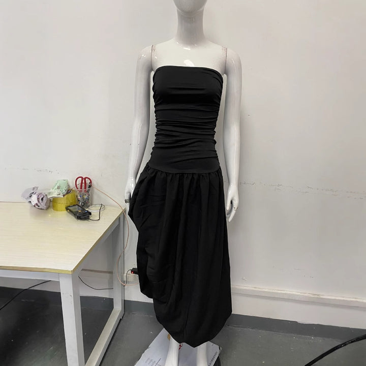 Damen Abendkleid mit figurbetontem Oberteil und asymmetrischem Rock Echo Archiv