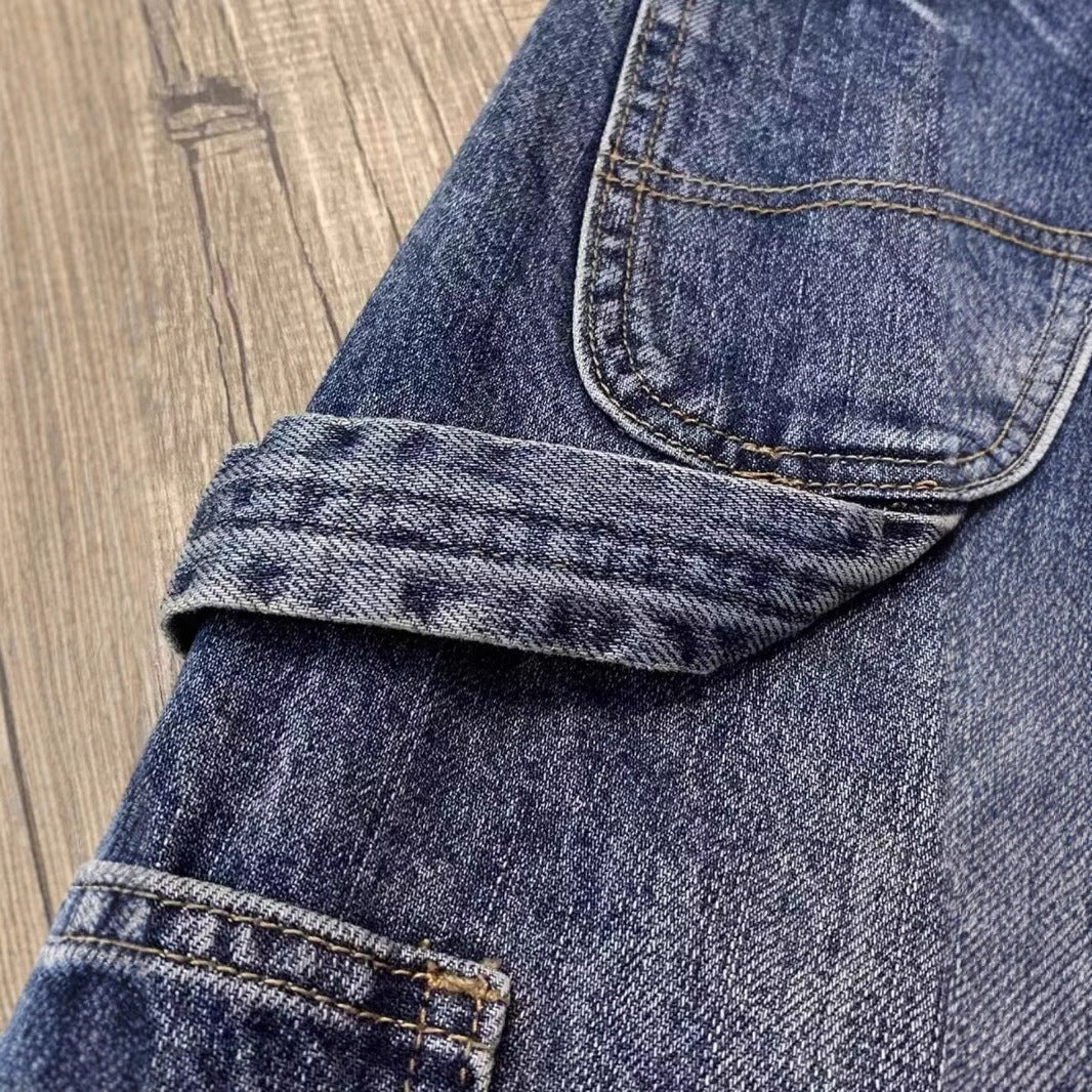 Herren Modische Ripped Jeans im Vintage-Look Echoarchiv