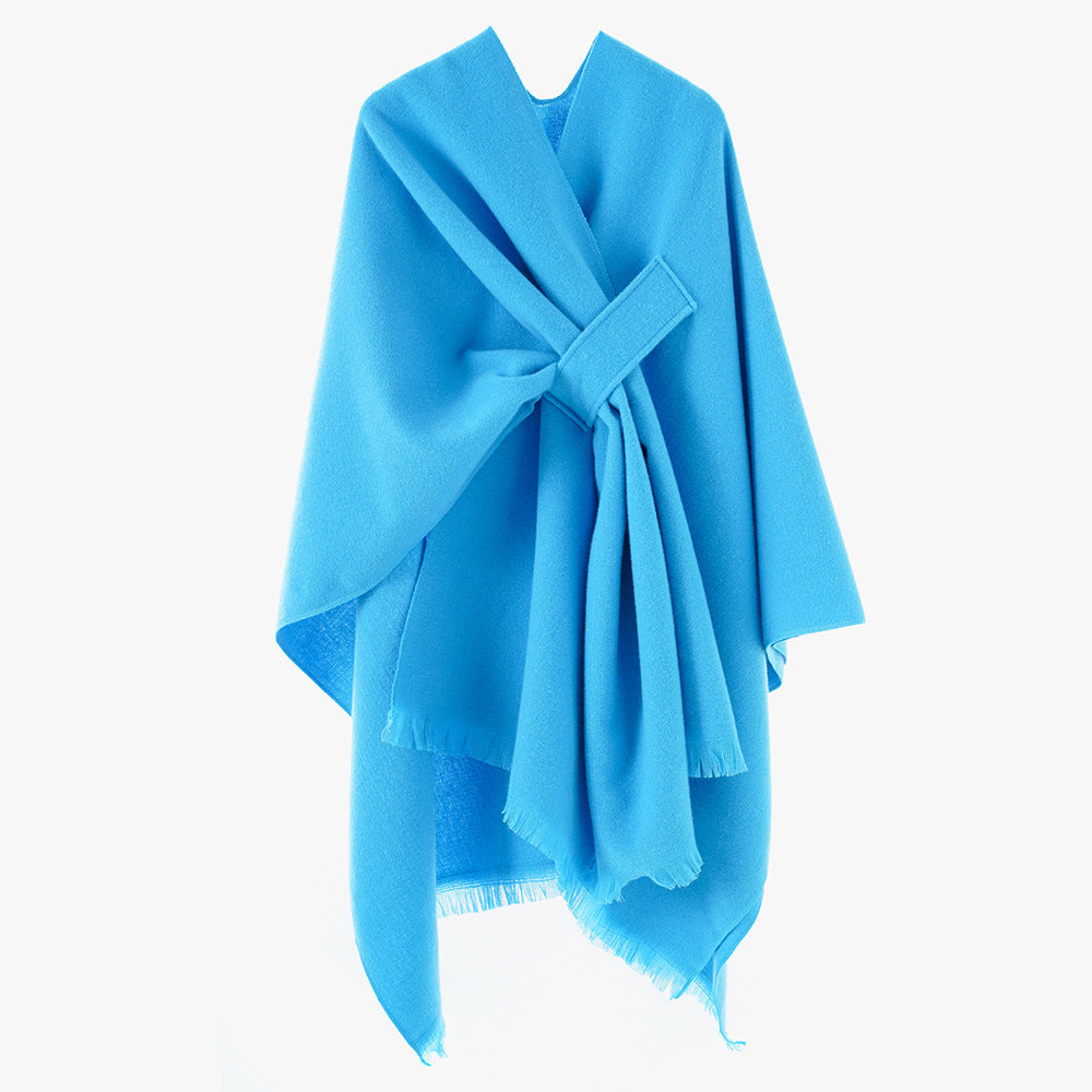 Damen Strickponcho mit geometrischem Blockmuster und Fransen Echo Archiv