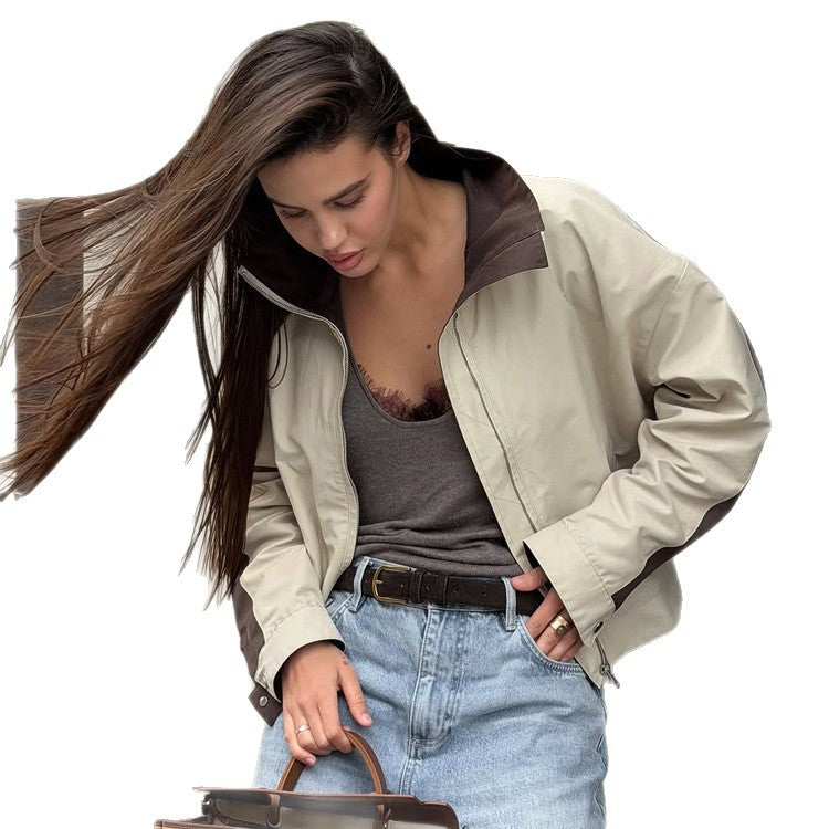 Damen Leichte Bomberjacke im Colorblock‑Stil mit hohem Stehkragen Echoarchiv