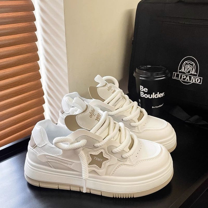 Damen Chunky Plateausneaker mit Stern-Applikation, gepolstertem Kragen und atmungsaktivem Obermaterial – Névara