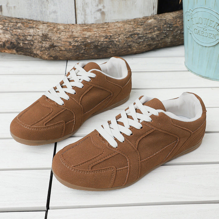 Damen Sportliche Sneakers mit atmungsaktiver Oberflächenstruktur Echo Archiv