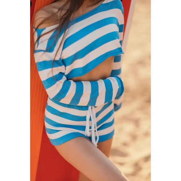 Damen lässiges Strand-Set mit cropped Pullover und kurzen Hosen Echo Archiv