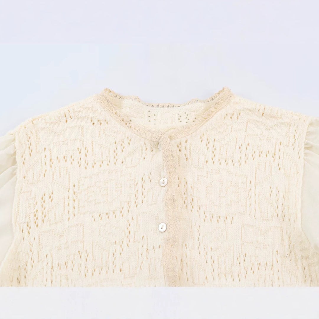 Damen Häkelbluse mit Spitzenärmeln, Volantsaum und Knopfleiste Echo Archiv