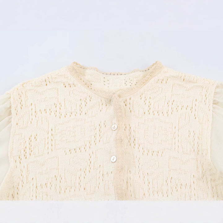 Damen Häkelbluse mit Spitzenärmeln, Volantsaum und Knopfleiste Echo Archiv