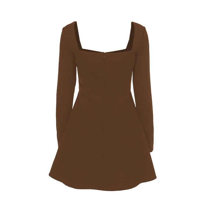 Damen tailliertes Skater-Minikleid mit quadratischem Ausschnitt und langen Ärmeln Echo Archiv
