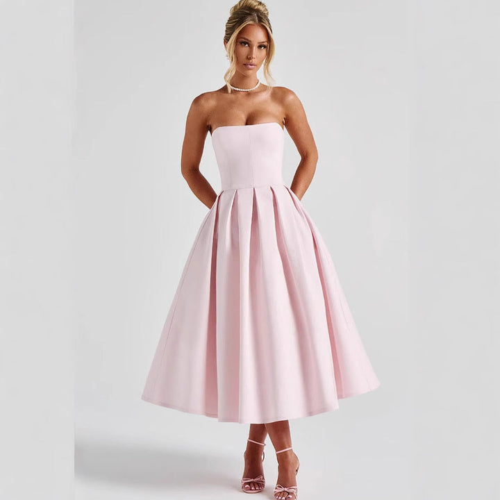 Damen Elegantes Midi-Kleid mit schwingendem Rock und raffiniertem Bandeau-Ausschnitt – Élara