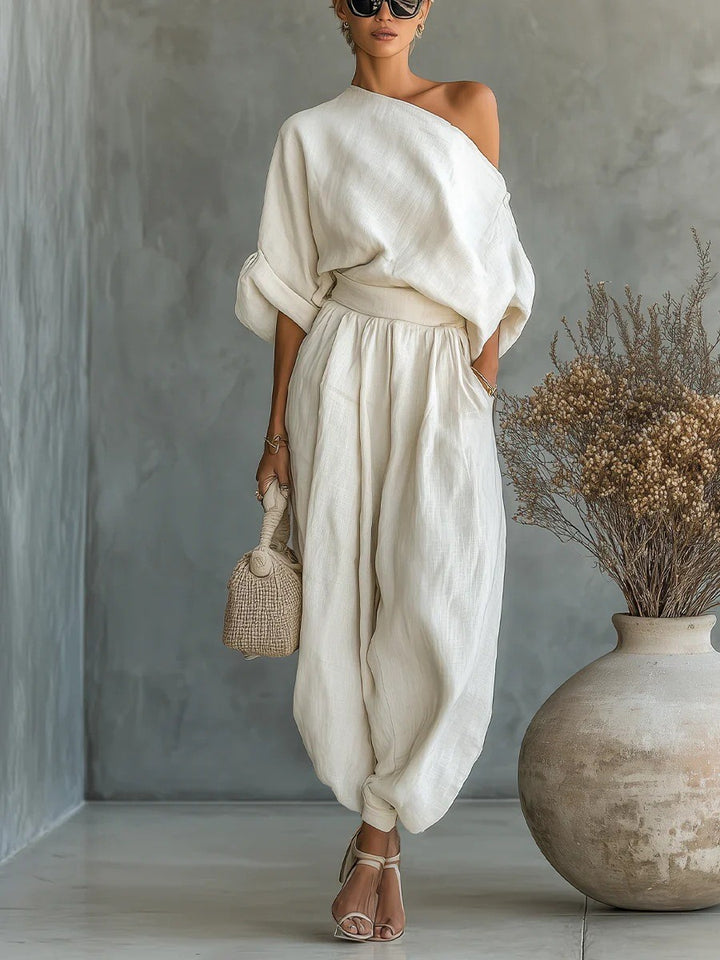 Damen Leinen-Set mit One-Shoulder-Oberteil und weiten Haremshosen Echoarchiv