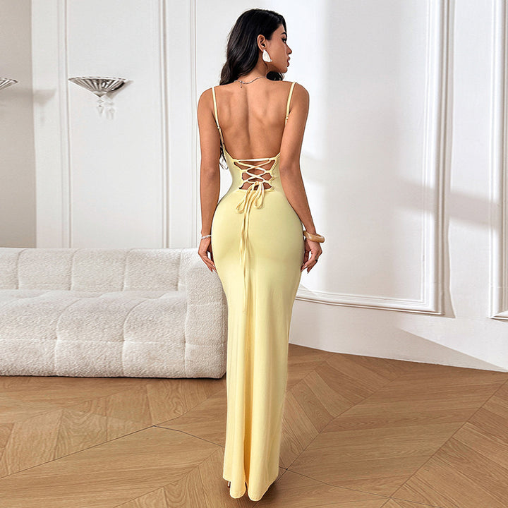 Damen Elegantes Maxikleid mit schmalem Schnitt und trägerlosem Design Echo Archiv