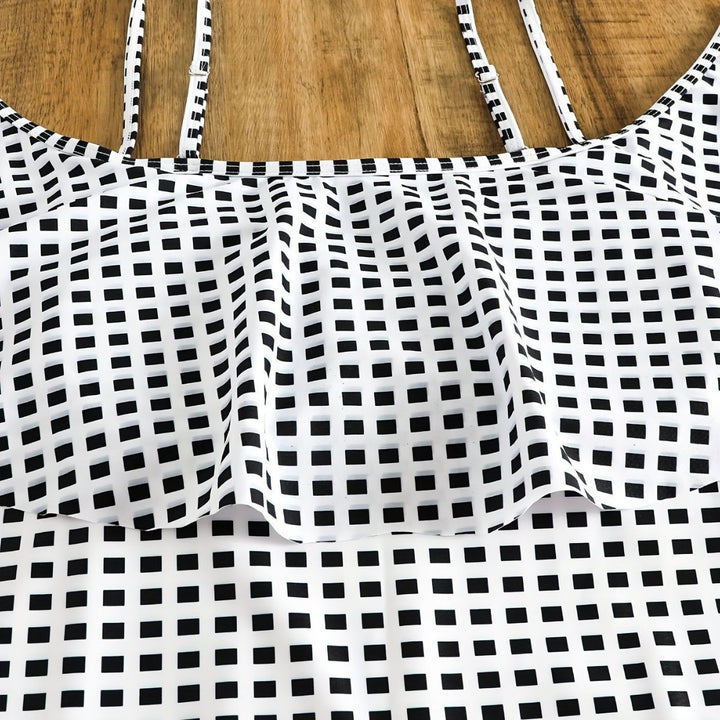 Damen Badeanzug-Set mit Rüschendetails und elegantem Karomuster Echo Archiv