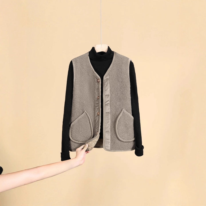 Damen Ärmellose Thermofleece-Weste mit Knopfleiste und Rundtaschen – Avérine