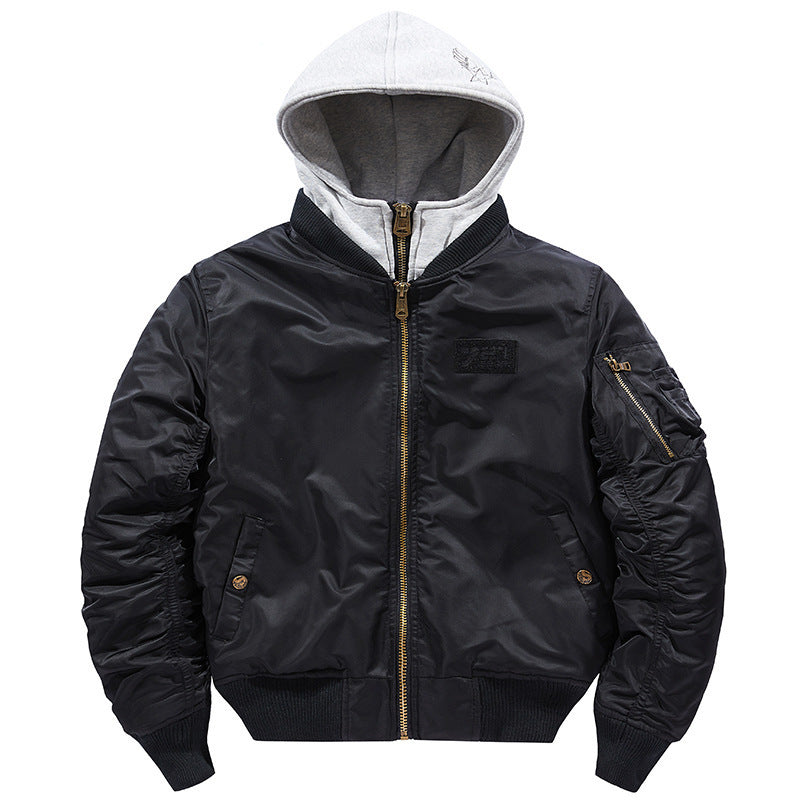 Herren nan fliegerinspirierte Bomberjacke mit integriertem Kapuzeneinsatz, Ärmeltasche und wattierter Innenlage Echo Archiv
