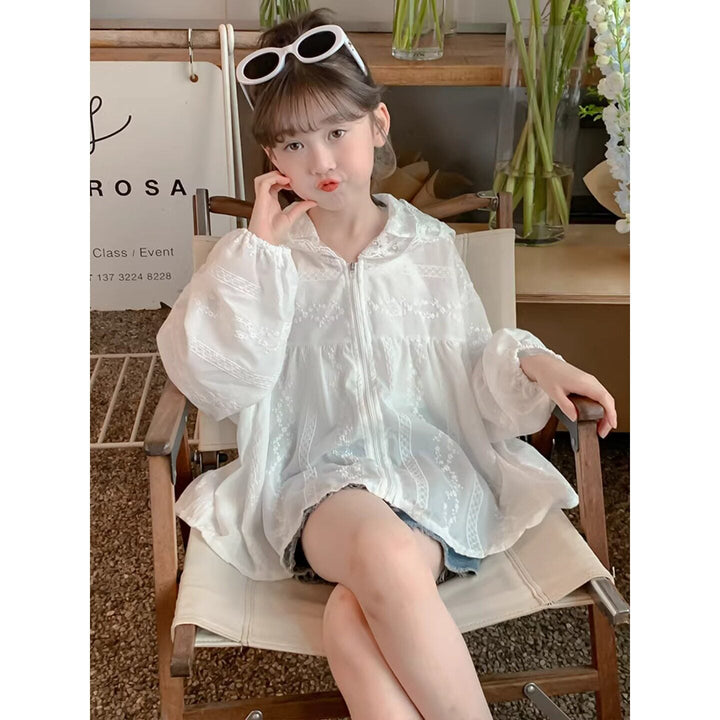 Damen nan transparente bestickte Kapuzenbluse mit Volantärmeln Echo Archiv