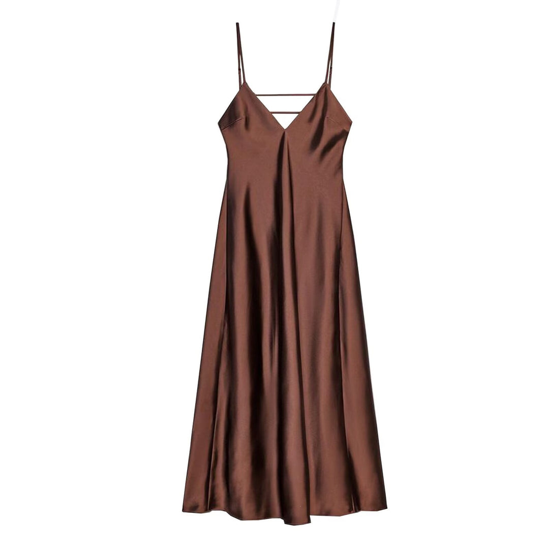 Damen Sommerliches Spaghettiträgerkleid mit schmeichelndem Schnitt und fließendem Stoff Echo Archiv
