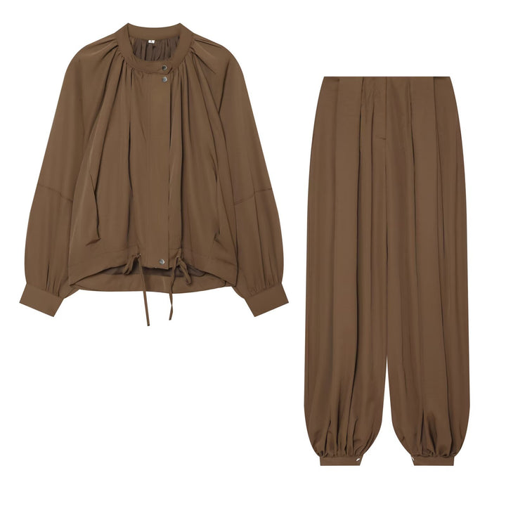 Damen Leichte Blousonjacke mit Rundhals, geraffter Passe und Tunnelzug Echo Archiv
