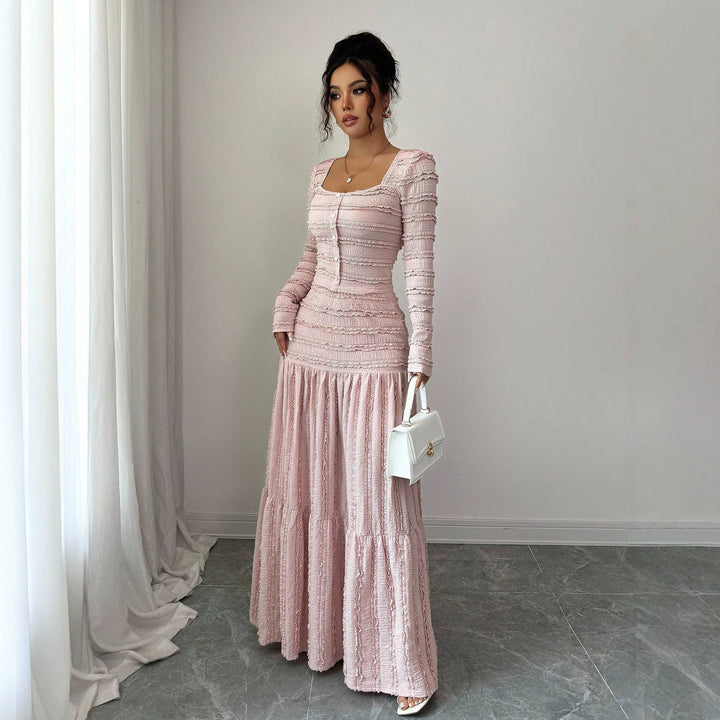 Damen Figurbetontes strukturiertes Maxikleid mit quadratischem Ausschnitt und Knopfleiste – Valéora