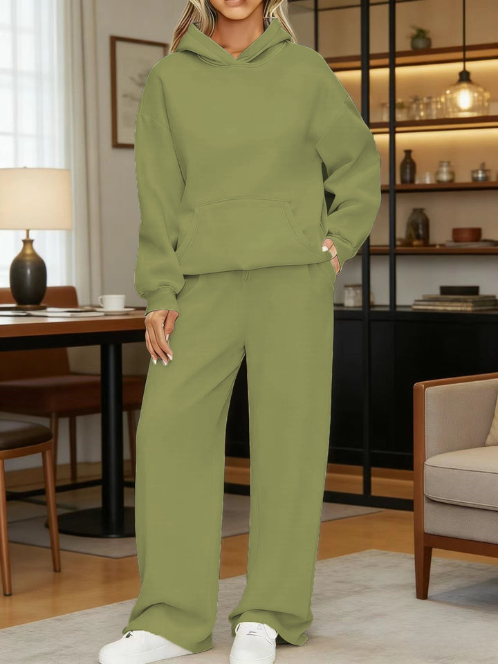 Damen nan kuscheliges Oversize Hoodie und weite Jogginghose Set Echo Archiv
