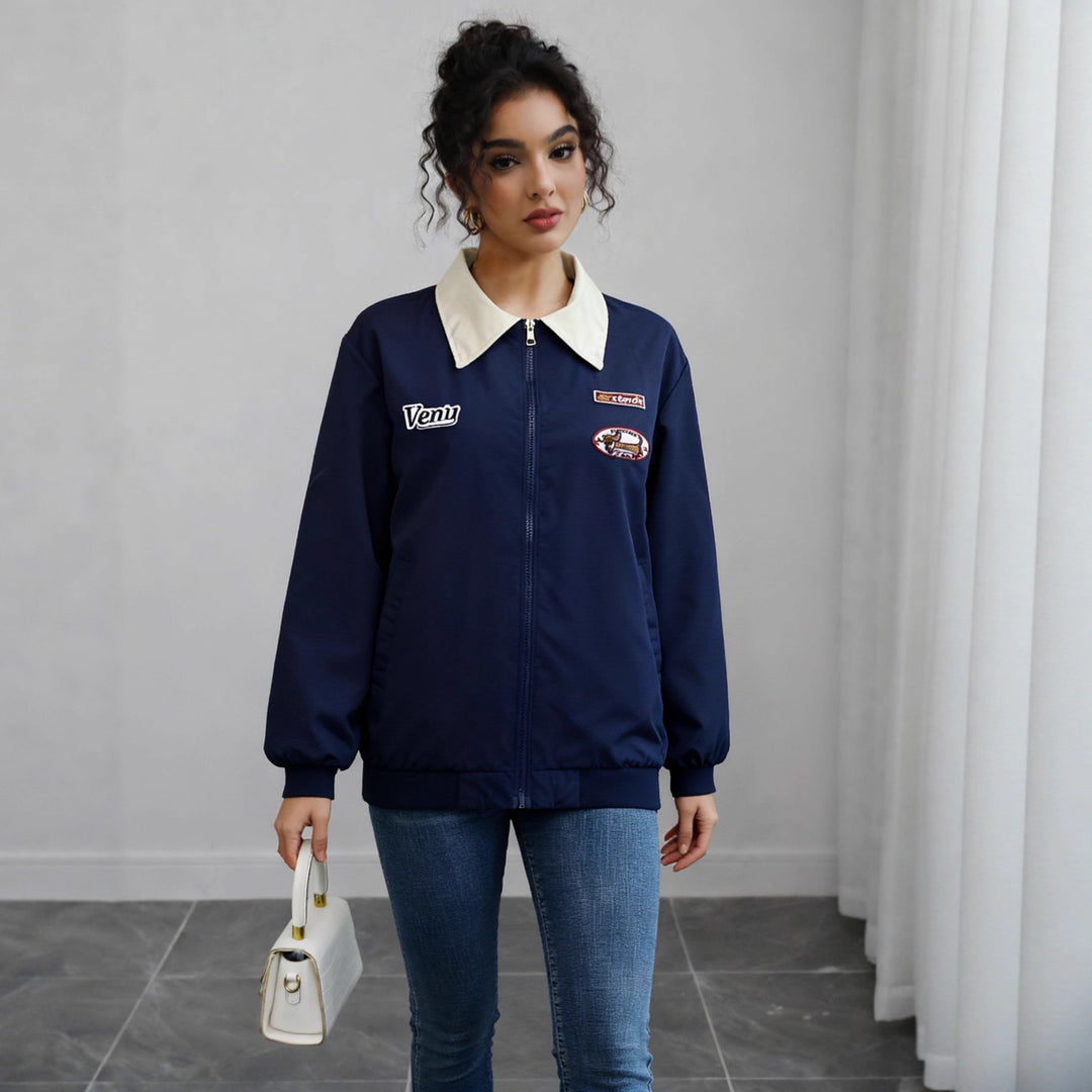 Damen Leichte Bomberjacke mit Kontrastkragen und Aufnähern Echoarchiv