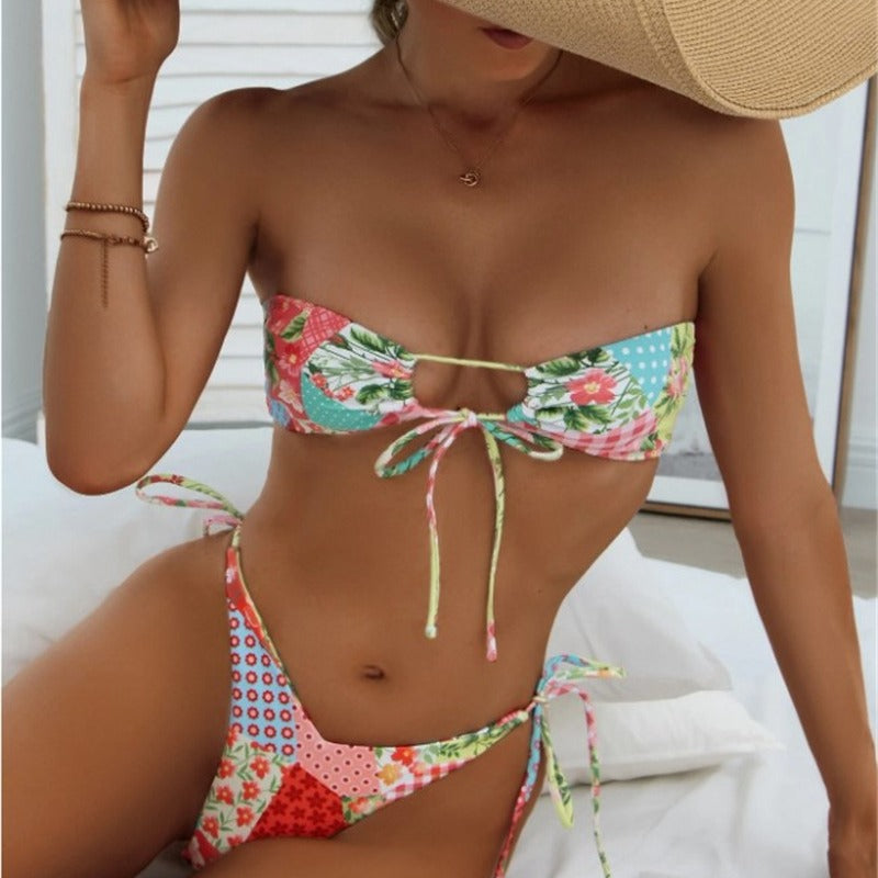 Damen Bandeau-Bikini-Set mit verspieltem Pünktchen-Muster und verstellbaren Bindebändern Echo Archiv
