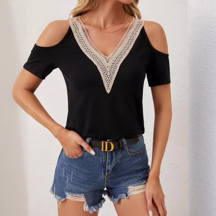 Damen nan leichtes Jerseyshirt mit offenen Schultern, tiefem V-Ausschnitt und gehäkeltem V‑Einsatz Echo Archiv