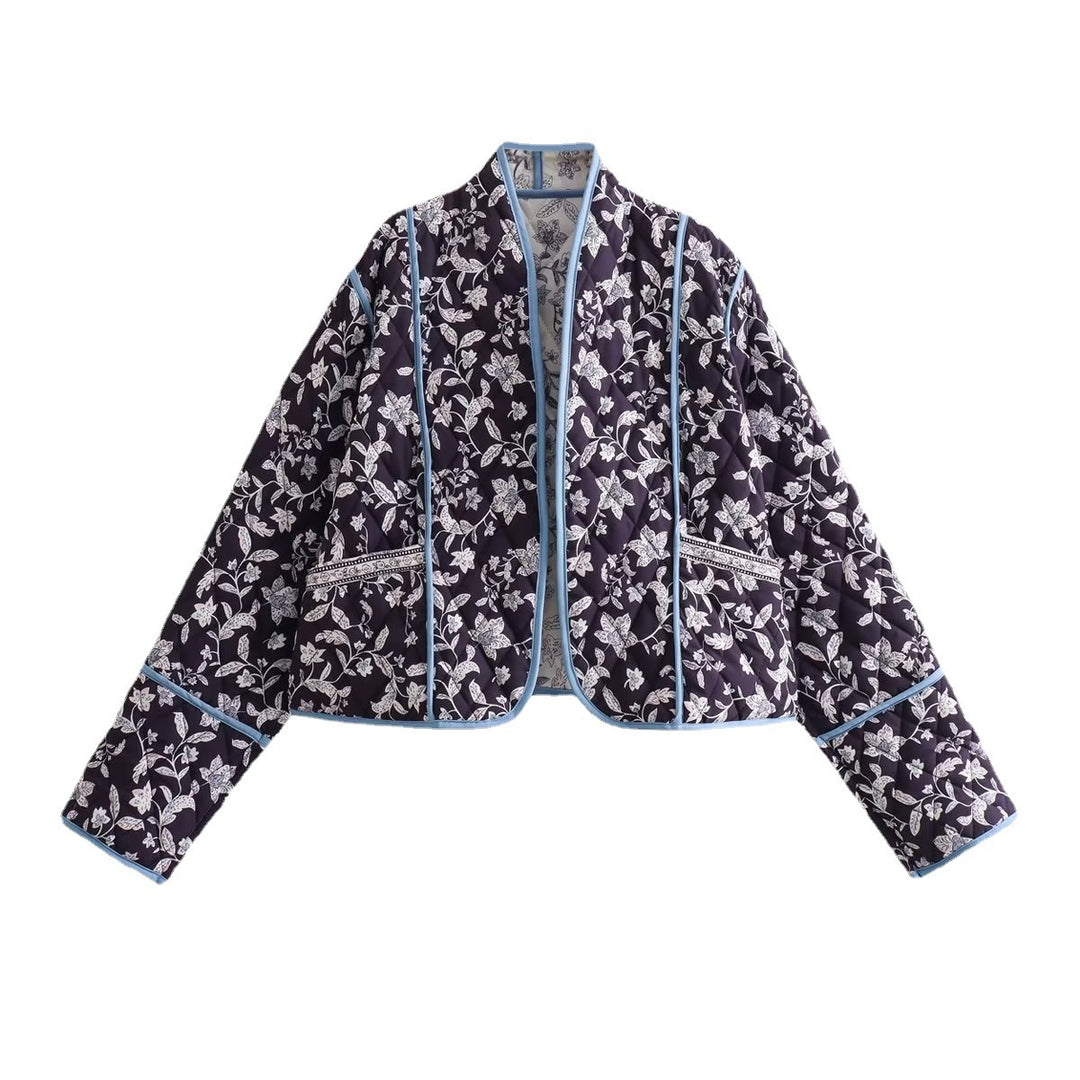 Damen Gestepptes Cropped-Steppjacke mit floralem Allovermuster und kontrastierender Paspelierung Echo Archiv