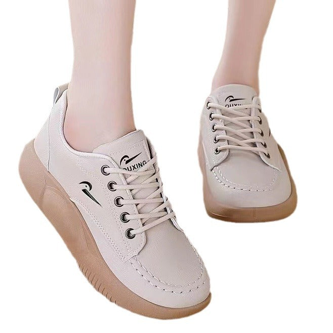Damen Sportliche Sneakers mit bequemer Gummisohle und klassischem Design Echo Archiv